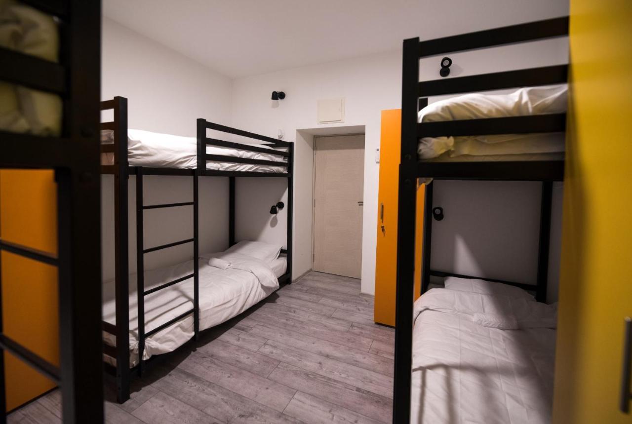 Hostel Evropa Nikšić 外观 照片
