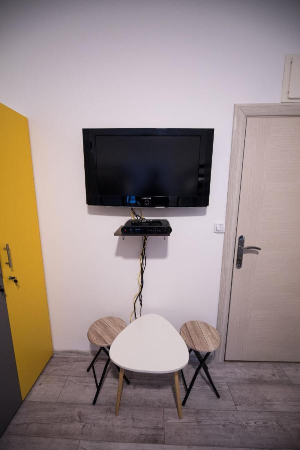 Hostel Evropa Nikšić 外观 照片